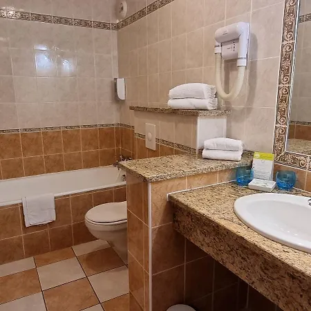 Hotel Atrachjata Aleria (Corsica)