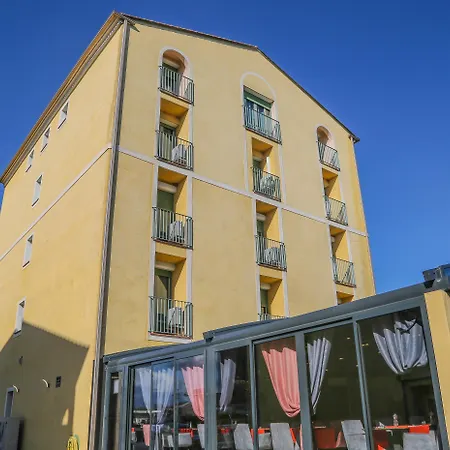 Atrachjata Aleria (Corsica)