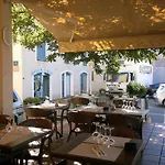 Atrachjata Hotel Aléria