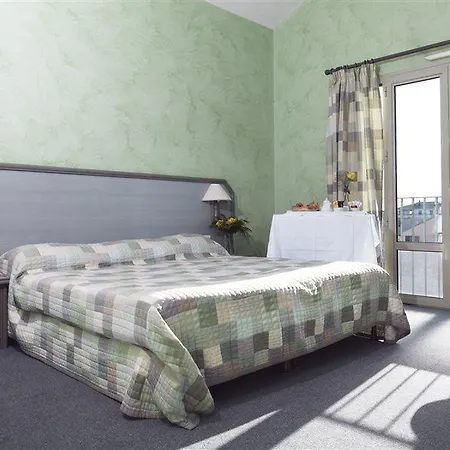 Atrachjata 3* Aléria