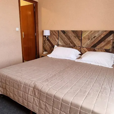 Hotel Atrachjata 3*