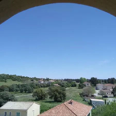 Atrachjata Hotel