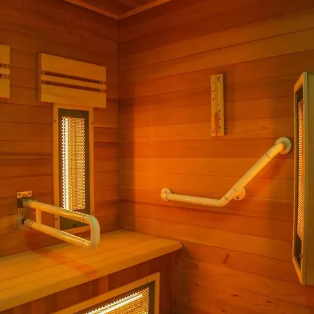 Hotel Atrachjata 3*
