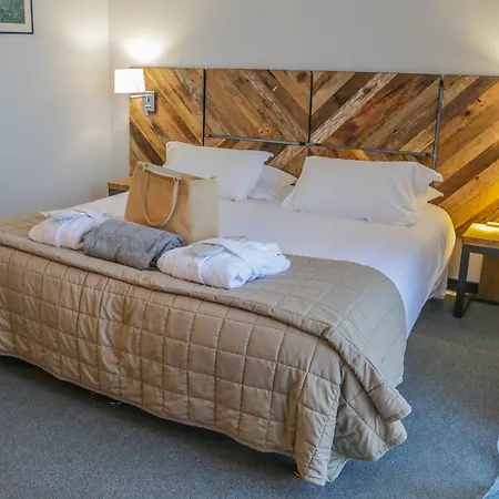 Hotel Atrachjata 3*