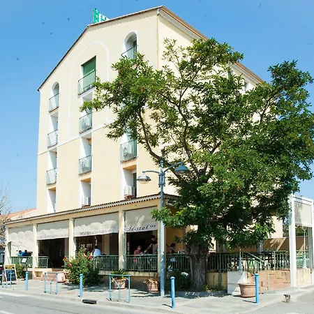 Atrachjata Hotel