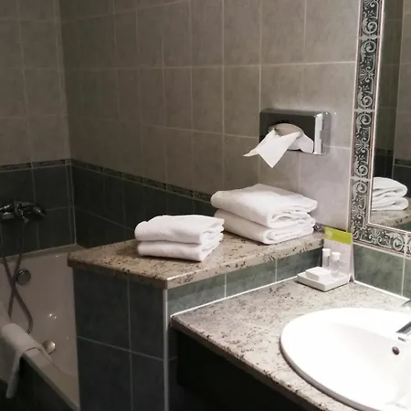 Atrachjata Hotel 3*