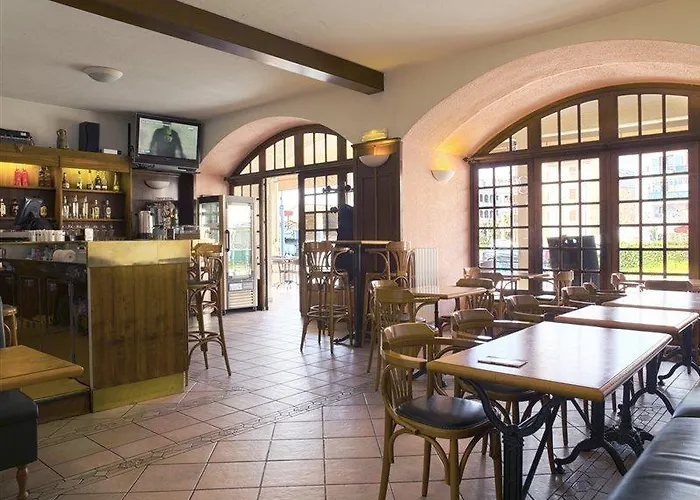 Atrachjata Hotel Aléria